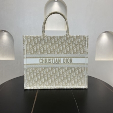 Christian Dior Shopping Bags